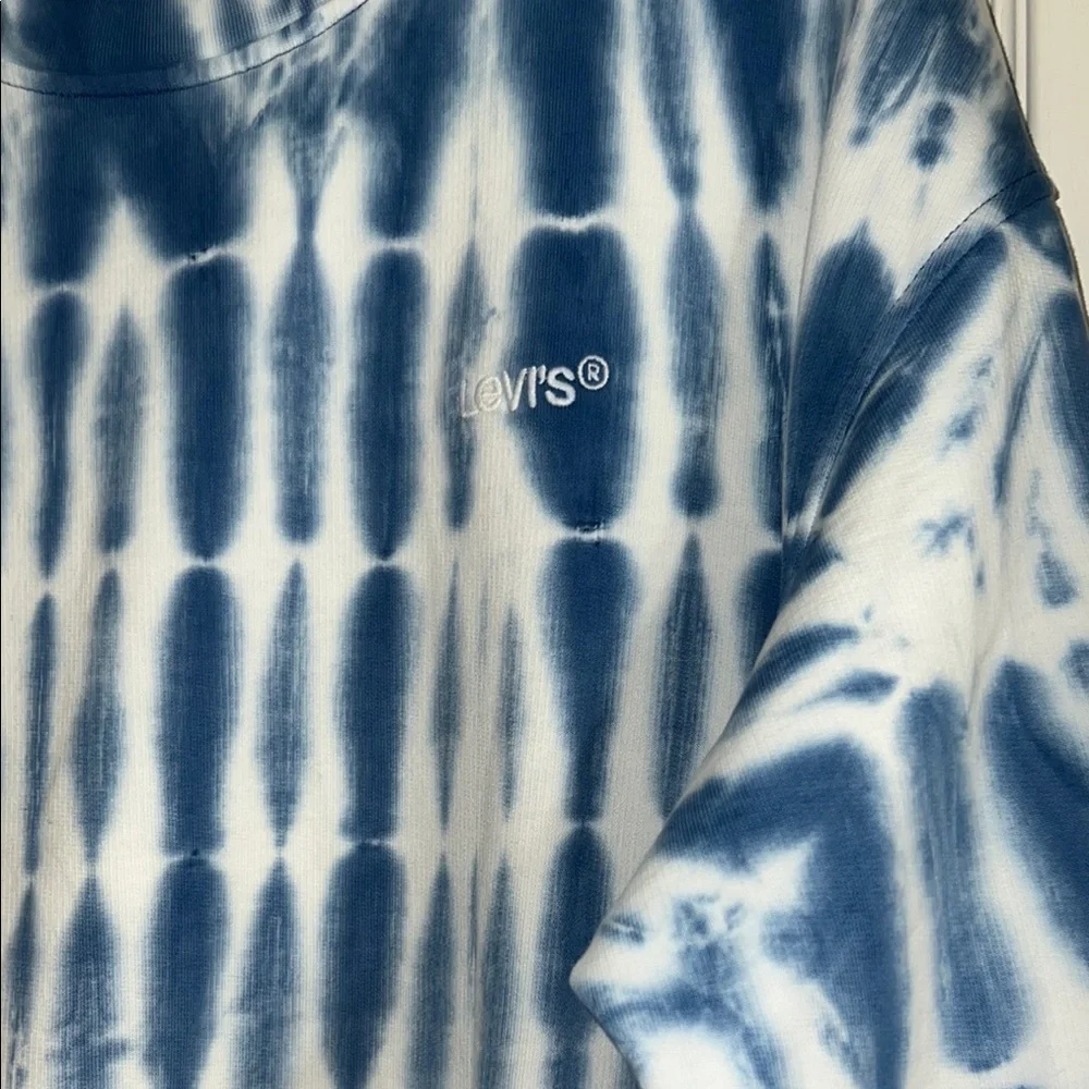 Levi's Men’s Blue and White Tie-Dye‎ Long Sleeve Shirt Size M